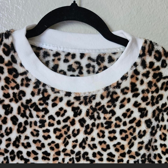 Leopard Print Women's Jacket - Picture 2 of 8